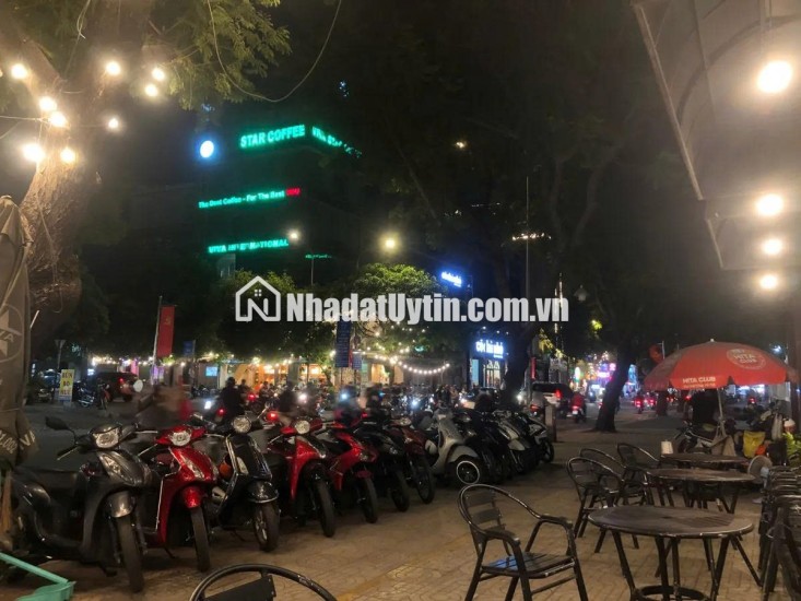 Anh tôi gửi bán gấp nhà Hẻm Xe Hơi Thành Thái, Quận 10 – 12 Tỷ – Nhà 5 Tầng Thang Máy