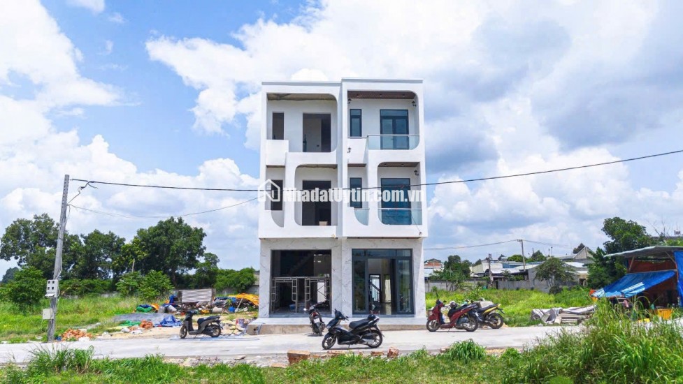 NHÀ PHỐ BÌNH DƯƠNG MỚI- 1 TRỆT 2 LẦU
