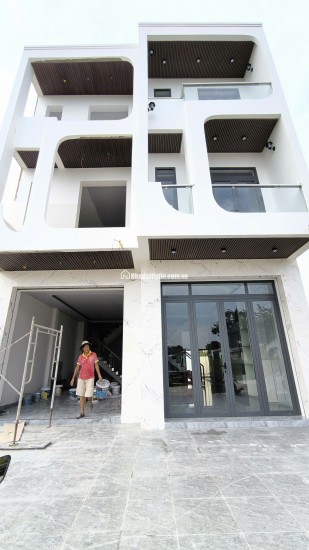 NHÀ PHỐ BÌNH DƯƠNG MỚI- 1 TRỆT 2 LẦU
