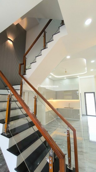 NHÀ PHỐ BÌNH DƯƠNG MỚI- 1 TRỆT 2 LẦU