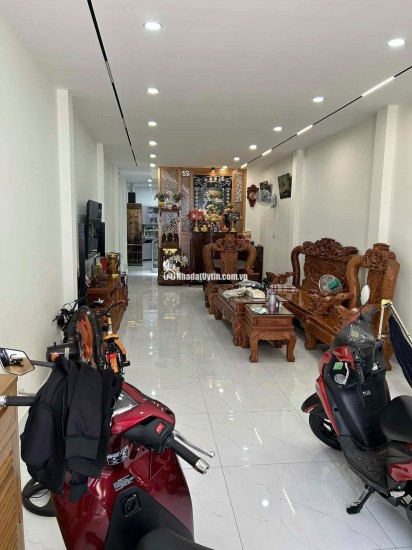 Chính Chủ Bán HXH 182M Lê Thị Bạch Cát, P.11, Q.11: DT 4.15x20m, Giá Tốt 11,5 tỷ. Liên Hệ Ngay: 0911160692 (Ngô Tú) Để Xem Nhà!