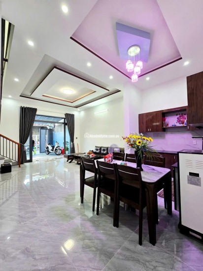 BÁN NHÀ 2 TẦNG K428 TÔN ĐẢN – VỊ TRÍ ĐẸP, VÀO Ở NGAY