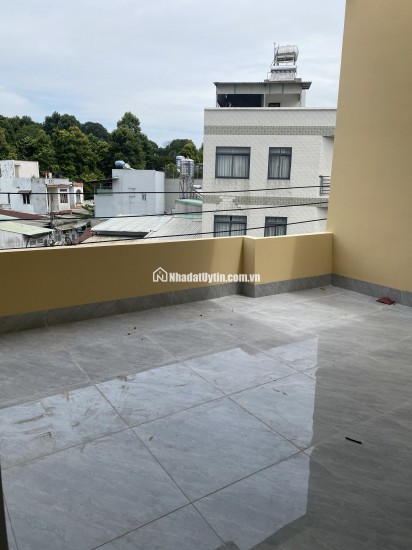 NHÀ MẶT TIỀN KINH DOANH, 3 TẦNG, T/TÂM DĨ AN, VÔ LÝ THƯỜNG KIỆT, NGANG ĐẸP 5,5M, NHỈNH 6 TỶ!