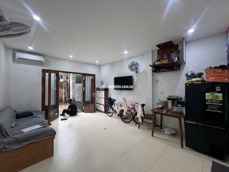 CỰC HIẾM - BÁN NHÀ C4 -  PHỐ BẮC CẦU - BỒ ĐỀ- 35M2 - ĐƯỜNG OTO - VIEW TRƯỜNG HỌC