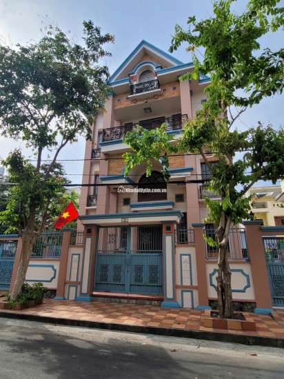 Biệt thự góc siêu vip khu bộ công an quận 7 , 39 tỷ !!!!!!!!!