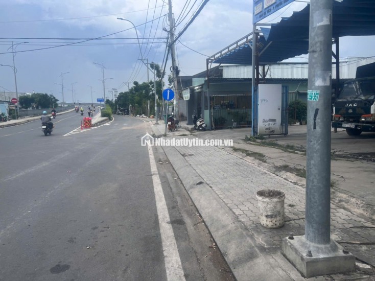 Mt Đào Sư Tích 720m2 ( 300m2 ) thổ cư giá 40 tỷ