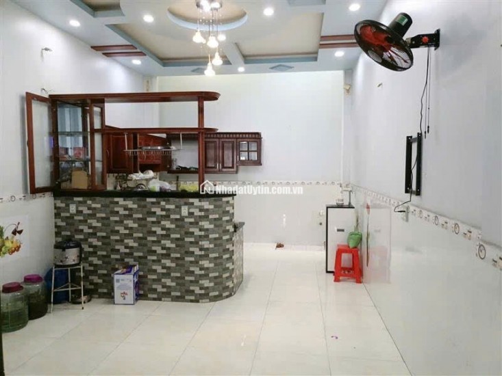 BÁN NHÀ ẤP TAM ĐÔNG 2,THỚI TAM THÔN HÓC MÔN- XE HƠI 7 CHỖ NGỦ TRONG NHÀ - 5x22M - GIÁ CHỈ 4,35 TỶ
