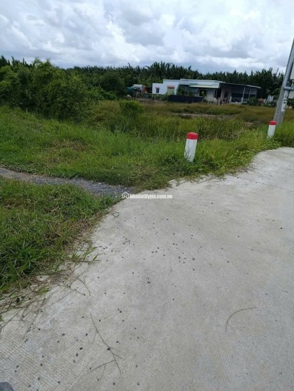 ĐẤT ĐẸP MẶT TIỀN TRUNG TÂM THỊ TRẤN CẦN ĐƯỚC