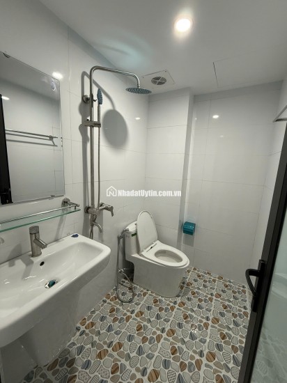SIÊU PHẨM, LAI XÁ 5 TẦNG  45m² NGÕ OTO NHỈNH 7 TỶ LH 0978204236