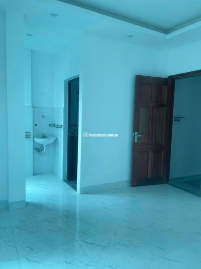 SIÊU PHẨM DI TRẠCH, 5 TẦNG 45M2 NGÕ TO Ô TÔ GIÁ CHỈ 6.2 TỶ.