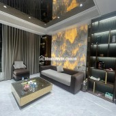 Cực ngon! Mặt phố Yên Hòa, vỉa hè, ô tô tránh, thang máy, kinh doanh ngày đêm, không quy hoạch
