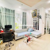 Nhà Mới 2 Tầng Gần Biển – Giá Chỉ 2 Tỷ 950 . diện tích 52m² Ngang 5.2m