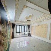 Lô góc mặt tiền kinh doanh nhánh Nguyễn Anh Thủ - cưc kì ngon và hiếm