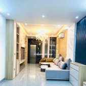 BÁN NHÀ MỚI ĐẸP - 42M2 – ĐỘI CẤN, BA ĐÌNH – THANG MÁY – NỘI THẤT CAO CẤP - 15Tỷ200