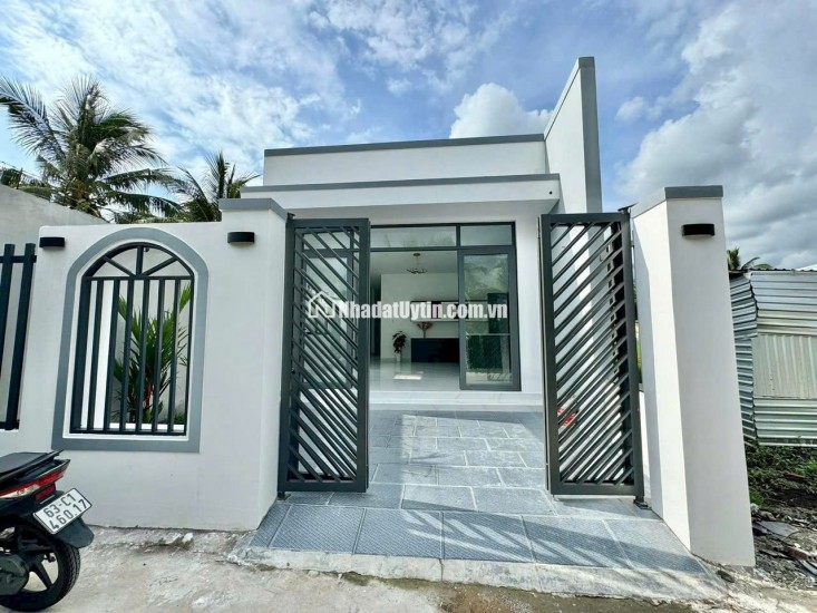 KÈO THƠM CĂN NHÀ CẤP 4 XÂY MỚI, GIÁ 1.43 TỶ, CÁCH CẦU HOÁ AN 15 PHÚT