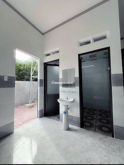 KÈO THƠM CĂN NHÀ CẤP 4 XÂY MỚI, GIÁ 1.43 TỶ, CÁCH CẦU HOÁ AN 15 PHÚT