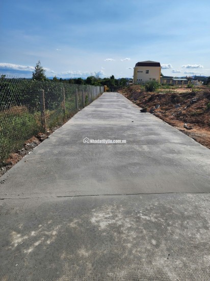  Đất nền trung tâm Đắk Hà chỉ 750tr/nền full thổ cư - Đầu tư an toàn, pháp lý rõ ràng 