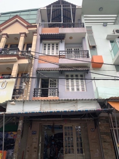 MẶT TIỀN KINH DOANH CHỢ ĐÊM HẠNH THÔNG TÂY - VIEW CÔNG VIÊN THOÁNG MÁT - HỢP ĐỒNG THUÊ 20 TRIỆU - CẦN BÁN GẤP.