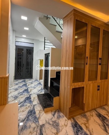 QUẬN 8 - NHÀ ĐẸP 3 TẦNG BTCT - 42M2 - 2 MẶT HẺM – NHỈNH 5 TỶ
