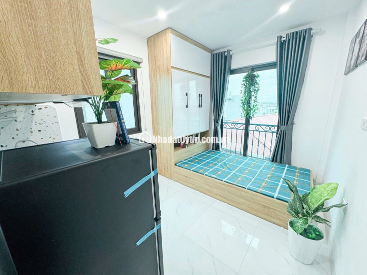 Bán gấp tòa CHDV phố Hòa Bình 7 - TK 7 tầng có thang máy - Gồm 17 phòng cho thuê.