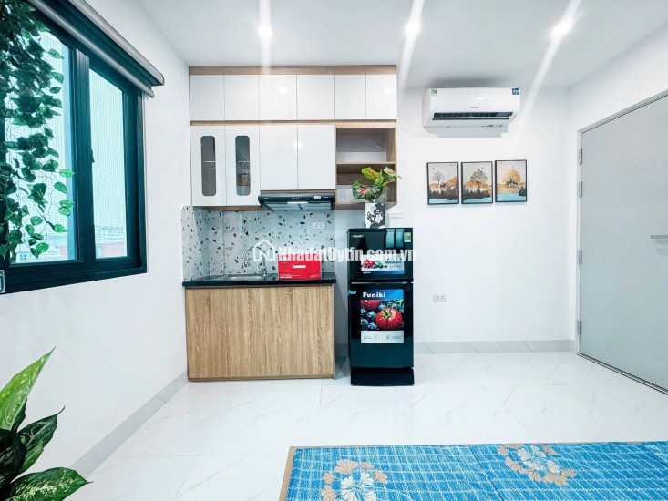 Bán gấp tòa CHDV phố Hòa Bình 7 - TK 7 tầng có thang máy - Gồm 17 phòng cho thuê.