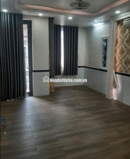NHÀ XINH TÂN PHÚ -  NỘI THẤT SANG CHẢNH - HẺM 6M (XE HƠI NGỦ TRONG NHÀ) 68M2 - GIÁ CHỈ 10 TỶ TL