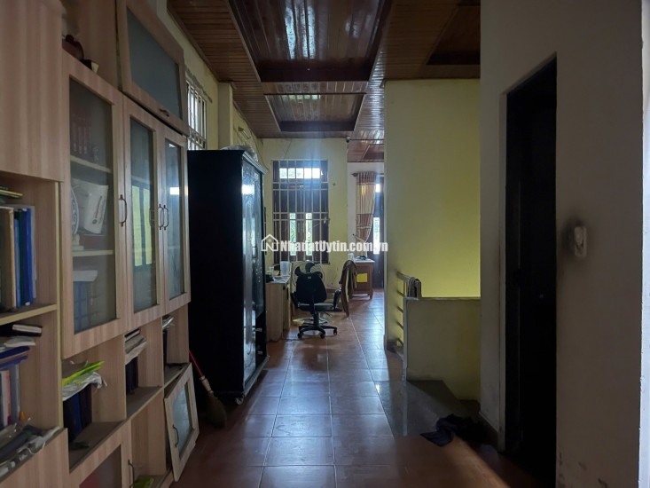  NHÀ 2 TẦNG ĐẸP - LÊ HỮU TRÁC - DT KHỦNG - NỞ HẬU KHÓ TÌM - 6.5m×26.4m=172.M2 - GIÁ 18.X TỶ - SÁT BIỂN MỸ KHÊ - NVT - SƠN TRÀ.