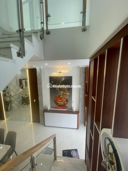 Bán nhanh căn nhà 2 tầng nằm ở Mỹ Yên - Bến Lức 1.9 tỷ còn thương lượng