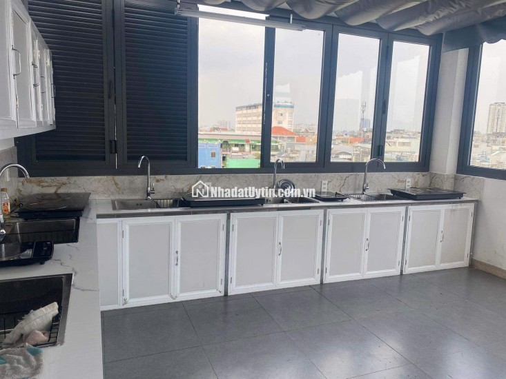 Chính Chủ Bán HXH Xóm Đất Q.11: Diện Tích Lớn 14x20m, Giá Tốt 56 tỷ, Đầu Tư Sinh Lời Ngay!