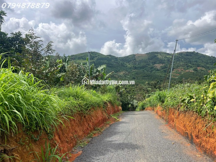  CẦN BÁN ĐẤT LỘC ĐỨC – BẢO LỘC, LÂM ĐỒNG 

 Vị trí đắc địa:

Thuộc xã Lộc Đức, Bảo Lộc – Lâm Đồng

Cách cao tốc Dầu Giây – Liên Khương chỉ