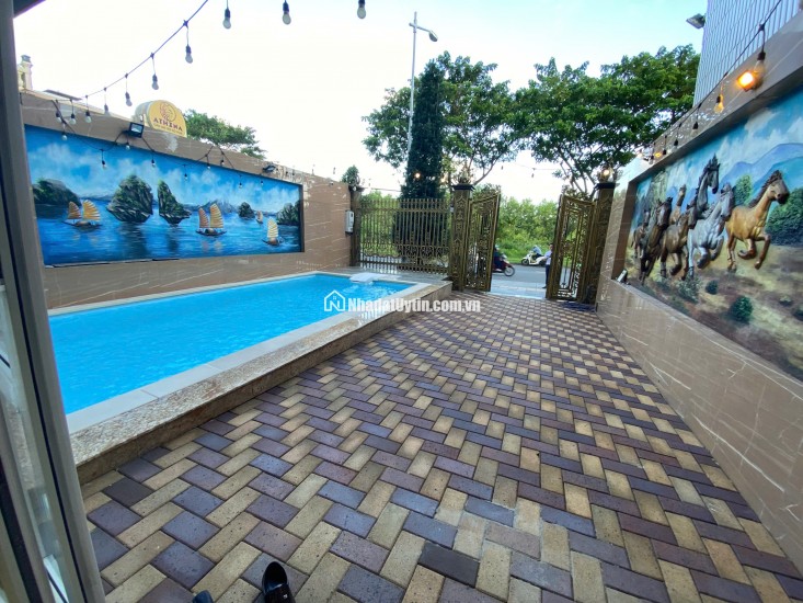 NHANH TAY SỞ HỮU BIỆT THỰ SIÊU ĐẸP–LONG LANH TRÊN ĐƯỜNG THĂNG LONG-DT KHỦNG 150M