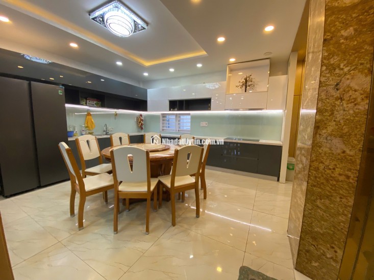 NHANH TAY SỞ HỮU BIỆT THỰ SIÊU ĐẸP–LONG LANH TRÊN ĐƯỜNG THĂNG LONG-DT KHỦNG 150M