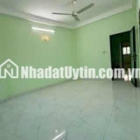 7.2 TỶ, MẶT TIỀN TRUNG TÂM P3 GÒ VẤP, NGAY BV 175, 3 TẦNG, 80m2, NGANG GẦN 6.5m