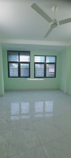 7.2 TỶ, MẶT TIỀN TRUNG TÂM P3 GÒ VẤP, NGAY BV 175, 3 TẦNG, 80m2, NGANG GẦN 6.5m