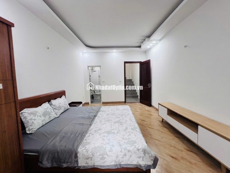 Bán Nhà Mặt Ngõ Vĩnh Phúc Ba Đình 33m2 Hơn 7 Tỷ Dân Xây