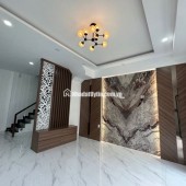 BÌNH TÂN - LÔ GÓC HAI MẶT TIỀN - KẾT CẤU 4 TẦNG BTCT - HẺM XE HƠI ĐỖ CỬA - NHÀ MỚI VÀO Ở NGAY - FULL NỘI THẤT SỊN SÒ - NHỈNH 6 TỶ