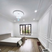 Bán nhà Cầu Giấy trung tâm quận, 30m² x 5 tầng, hơn 7 tỷ – gần Nguyễn Khang, Quan Hoa