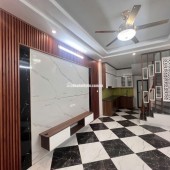 SIÊU HÓT - BÁN NHÀ TRUNG TÂM THẠCH BÀN- 30M², MT 4.5 M - 5 tầng – CHỈ 6.X TỶ,  Ô TÔ TRÁNH