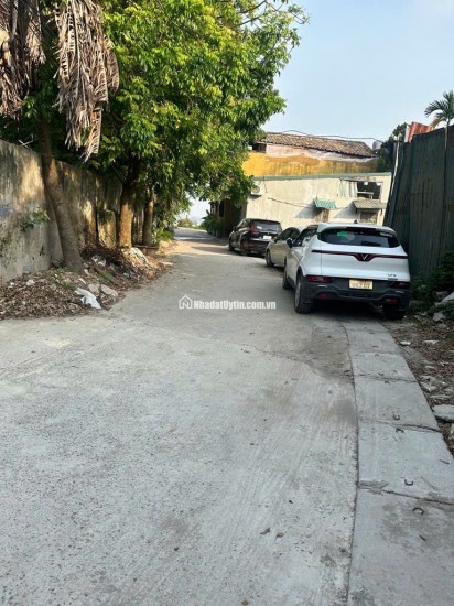 Bán nhà ngõ 465 Ngọc Thuỵ 40m x 3T oto tránh, oto vào nhà chỉ nhỉnh 6 tỷ. LH 0936123469