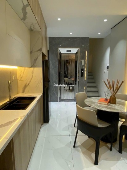 BÁN NHÀ MẬU LƯƠNG 5 TẦNG LÔ GÓC THANG MÁY NHỈNH 7 TỶ FULL NỘI THẤT