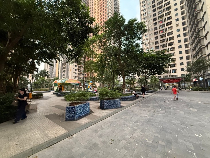 CHUYỂN NHÀ BIỆT THỰ – BÁN CĂN HỘ CAO CẤP TÒA S1 GOLDMARK CITY – 3PN RỘNG – NỘI THẤT XỊN – TẦNG CAO VIEW ĐẸP