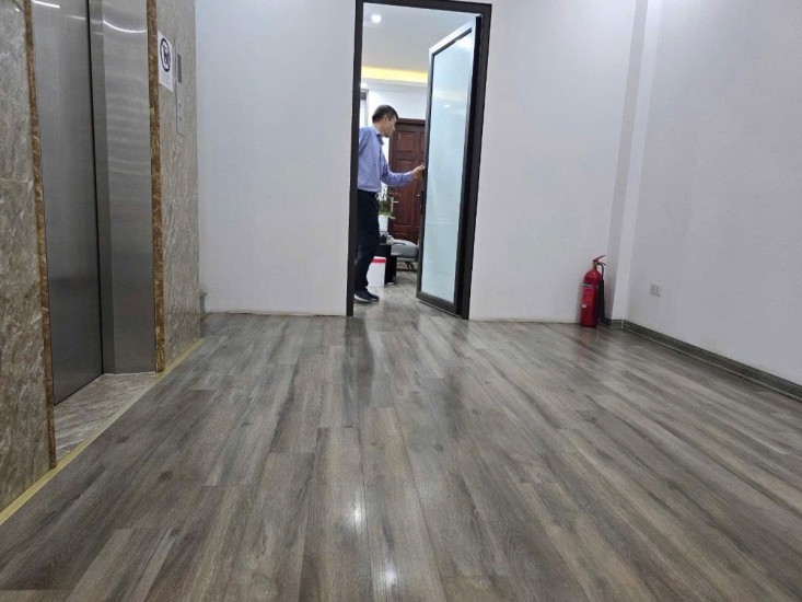 DÒNG TIỀN 65TR/THÁNG – LIỀN KỀ 90 NGUYỄN TUÂN – THANG MÁY – SỔ ĐỎ – GIỮ TIỀN QUÁ TỐT