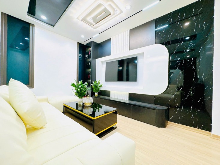 HIẾM CÓ TRONG PHÂN KHÚC NHỎ – PHÙNG KHOANG NHÀ ĐẸP – FULL NỘI THẤT – HAI THOÁNG