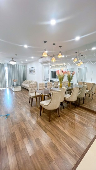 Căn Góc Đẹp Nhất Phân Khu Diamond – Nội Thất Xịn – Mua Là Thích Ngay!