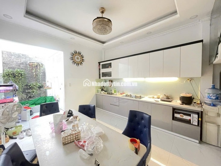 Siêu phẩm mặt tiền kinh doanh khu Tân Qúy, Ô tô ngủ nhàm 86m2 KLG, 2 tầng, Chỉ 7tỷ99 còn TL