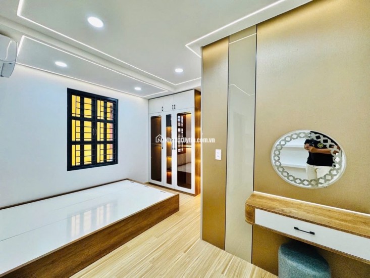  BÁN NHÀ SÁT MT GẦN NGÃ TƯ PHÚ NHUẬN, 4 TẦNG, 19M2 (4X5) 3PN 4WC - 4.85 TỶ