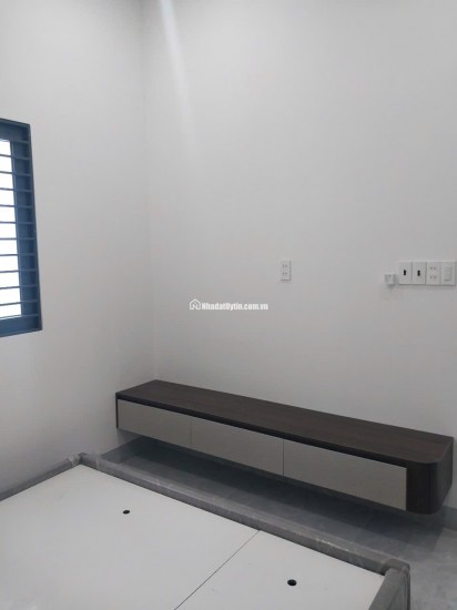 Bán nhà lô C4 đường số 2 cạnh với đường Tú Xương KĐT Tây Bắc.