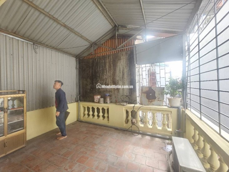 Nhà đẹp Gốc Đề Minh Khai – 3 tầng – Ngõ thông ô tô – Kinh doanh – Sổ đỏ, 10.8 tỷ