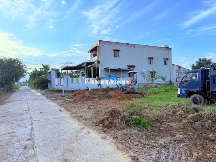  CHỈ CÒN 4 LÔ ĐẤT NAM HÒA TIẾN GIÁP RANH HÒA KHƯƠNG – CƠ HỘI SINH LỜI 2025! 