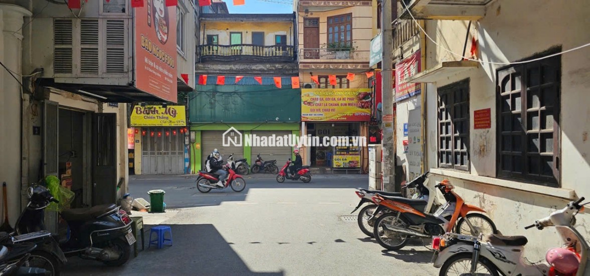 Chính chủ đến thuê Mặt Phố thành công, Văn Quán, 80m, 19.5 triệu/tháng, 2 bên Phố xe con tránh